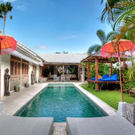 Coco Poco Villa Seminyak Exterior foto