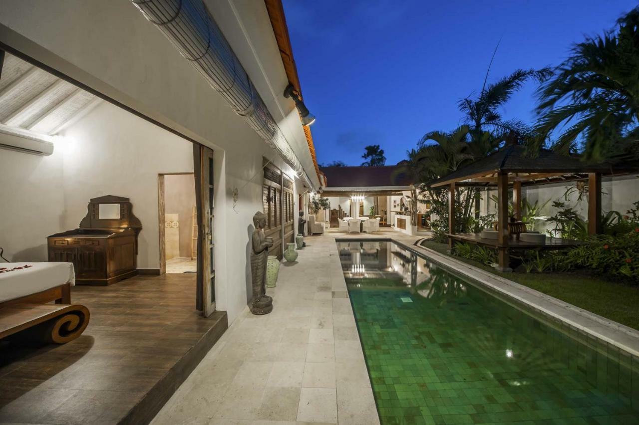 Coco Poco Villa Seminyak Exterior foto
