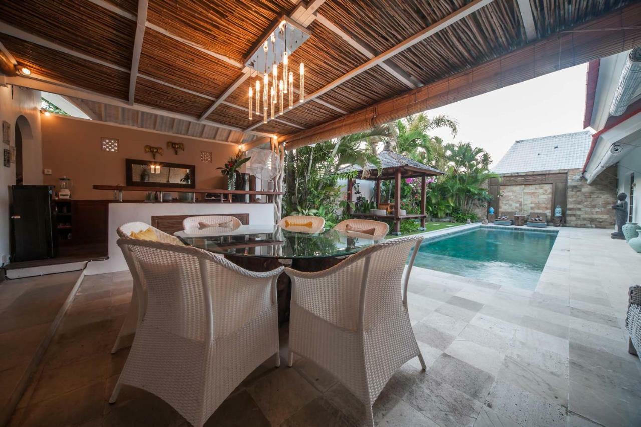 Coco Poco Villa Seminyak Exterior foto