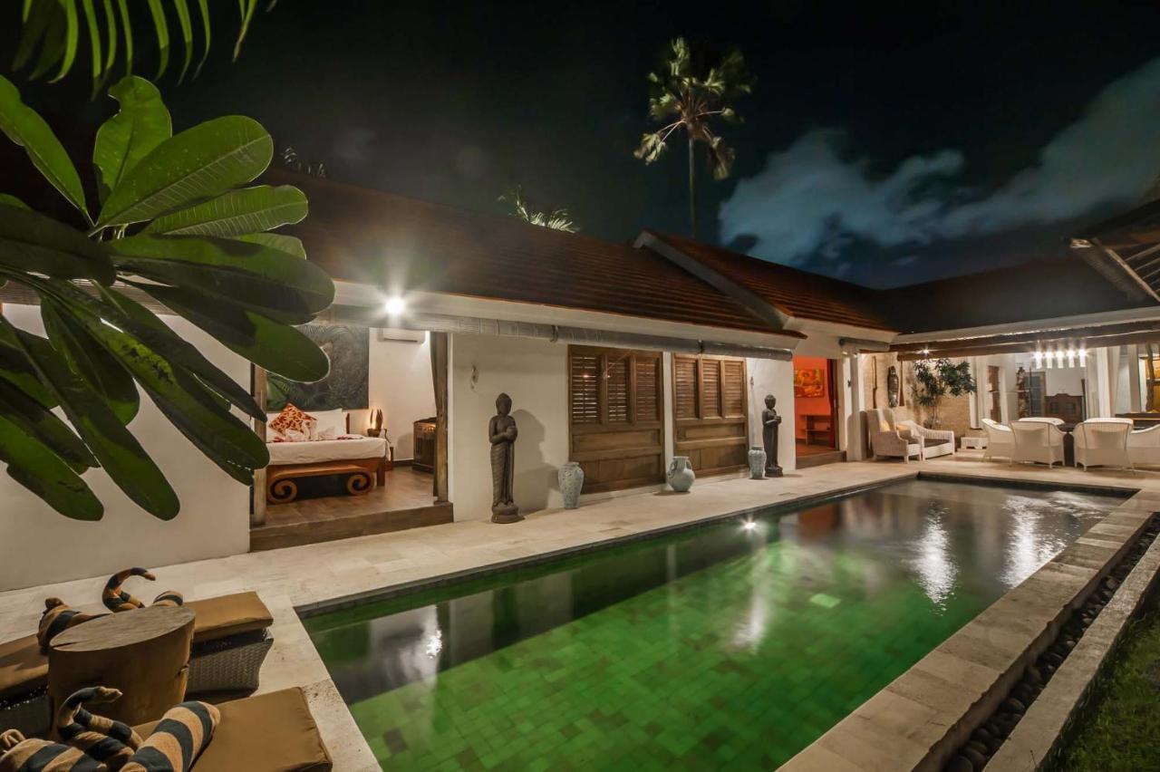 Coco Poco Villa Seminyak Exterior foto