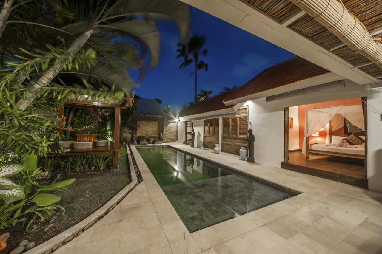 Coco Poco Villa Seminyak Exterior foto