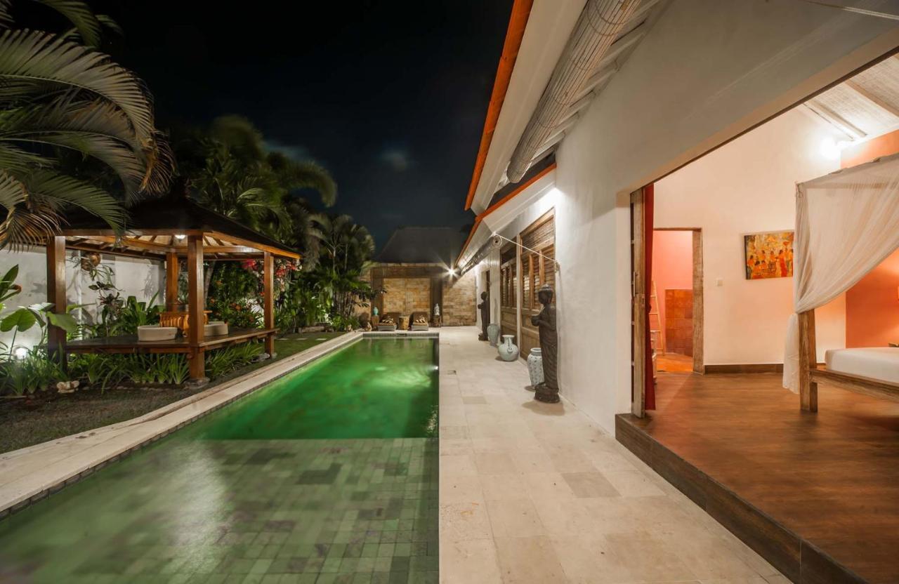 Coco Poco Villa Seminyak Exterior foto