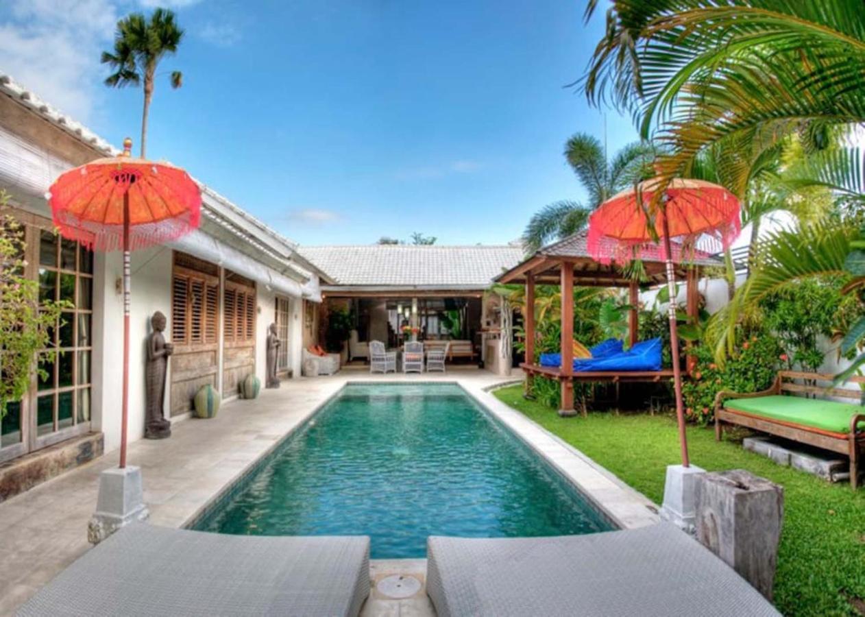 Coco Poco Villa Seminyak Exterior foto